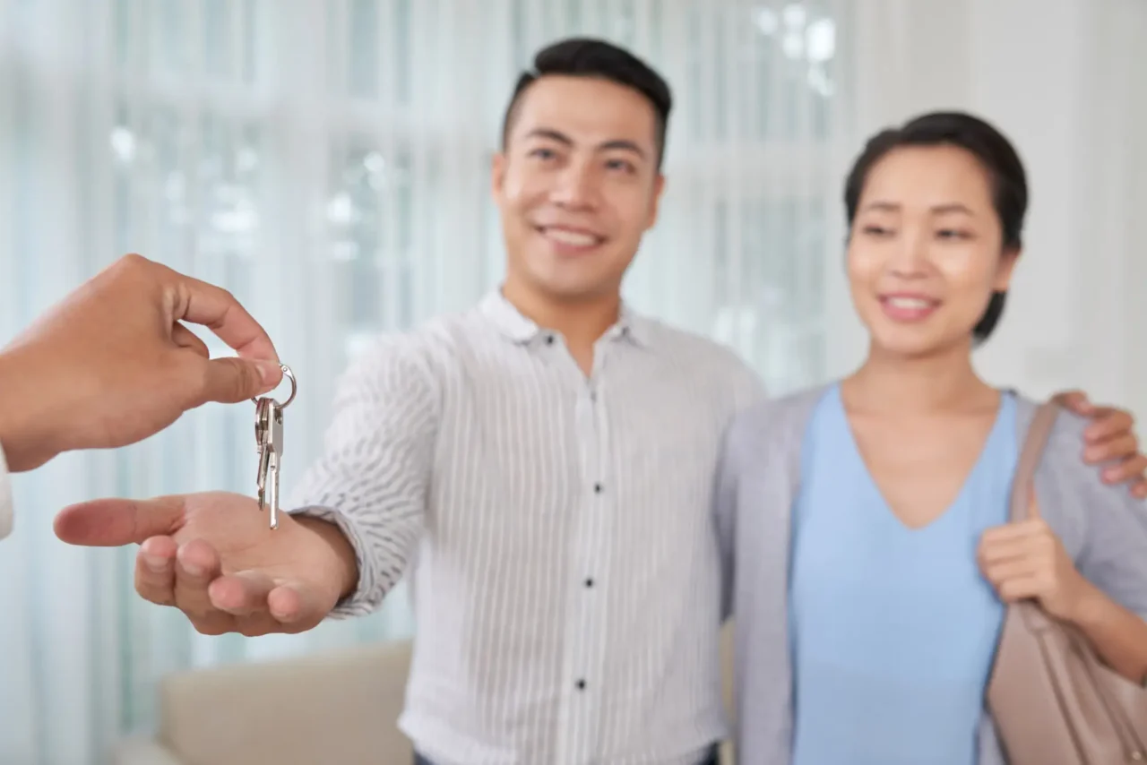 https://www.afmsgroup.com.au/wp-content/uploads/2024/02/Government-Assistance-for-Buying-a-Home-in-Sydney-broker-giving-house-keys-1280x854.webp